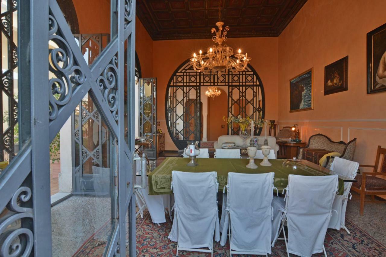 B&B Di Charme Camelie Palazzo Nicotra Riposto Exterior photo